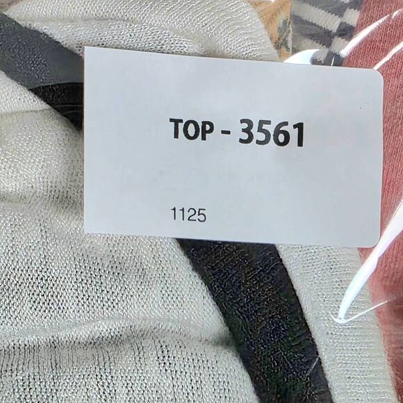 Maurices 24/7 Black White Striped Sleeve Top S - Picture 7 of 7